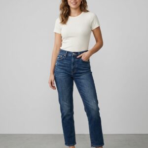 High-Waist Jeans